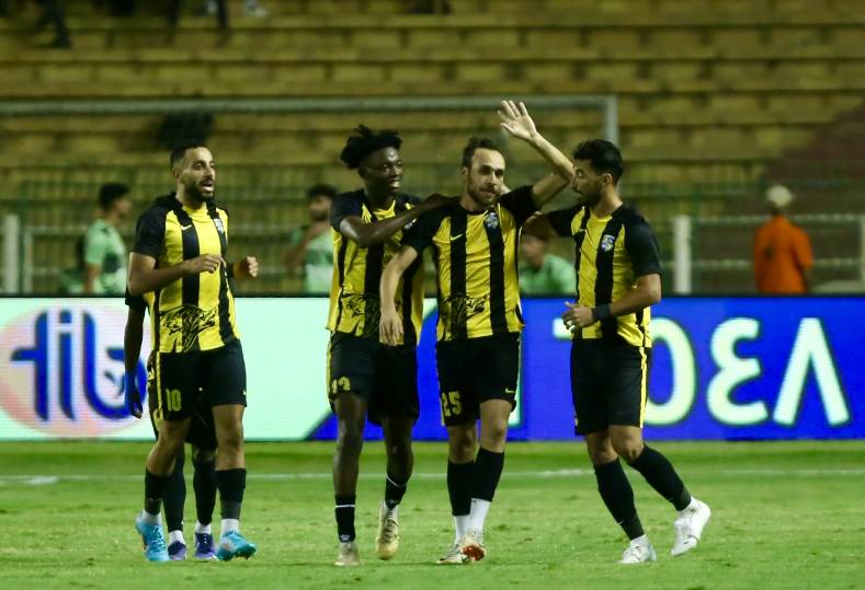 المقاولون العرب يستعدون لمواجهة الزمالك في مباراة مثيرة بدوري نايل