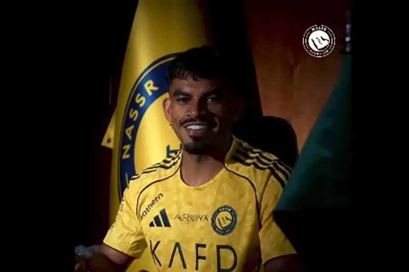 النصر السعودي يرحب بضم سعد الناصر لتعزيز صفوف الفريق في الموسم الجديد