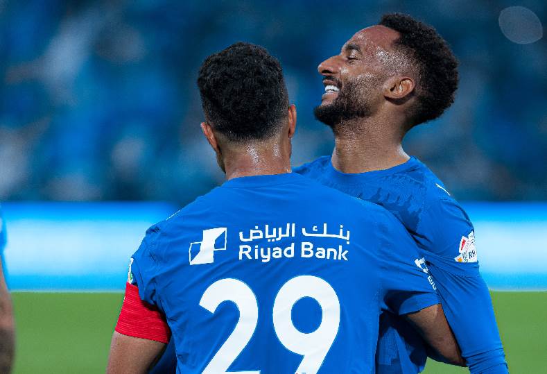 الهلال يحقق انتصاراً مثيراً على الرياض بثنائية في الشوط الأول وهدف ملغي