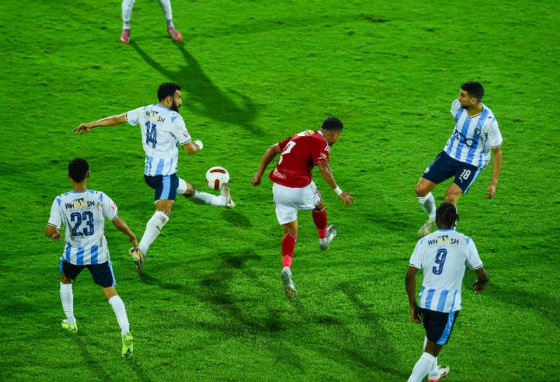 بيراميدز يهزم الأهلي في مباراة مثيرة ويشعل حماس الجمهور بوجه ريبيرو