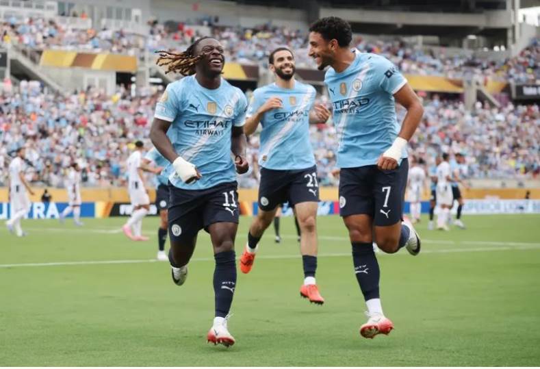 تشكيل مانشستر سيتي ضد توتنهام في الدوري الإنجليزي ومصير مرموش المجهول