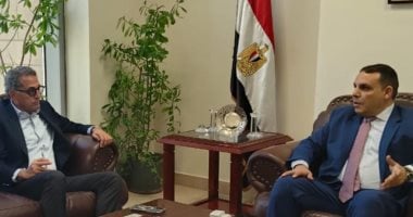 تعزيز الصادرات بخطة جديدة بين التمثيل التجاري والمجلس التصديري للملابس