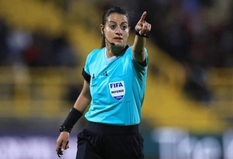 تعيين شاهندة المغربي حكمًا لقمة الزمالك ومسار في دوري كرة القدم النسائية