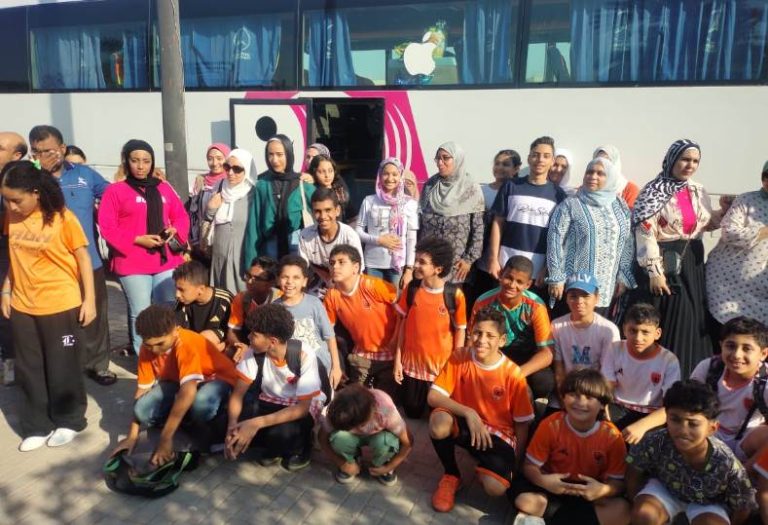 جماهير غفيرة تشجع منتخب الناشئين المصري في مواجهة البحرين بمونديال اليد