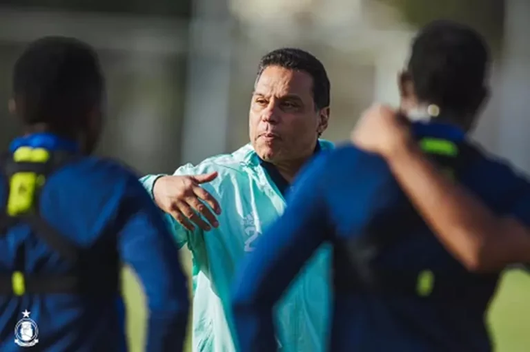 حسام البدري يؤكد: لقب الدوري الليبي لا يزال مفتوحًا وأشعر بالفخر لجماهير الأهلي