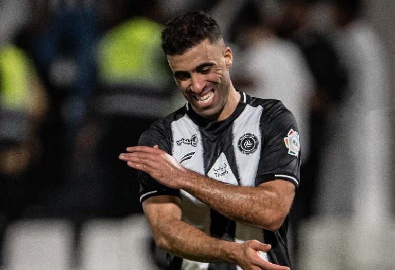 حمد الله ينضم مجددًا للشباب بعد انتهاء فترة إعارته الناجحة مع الهلال
