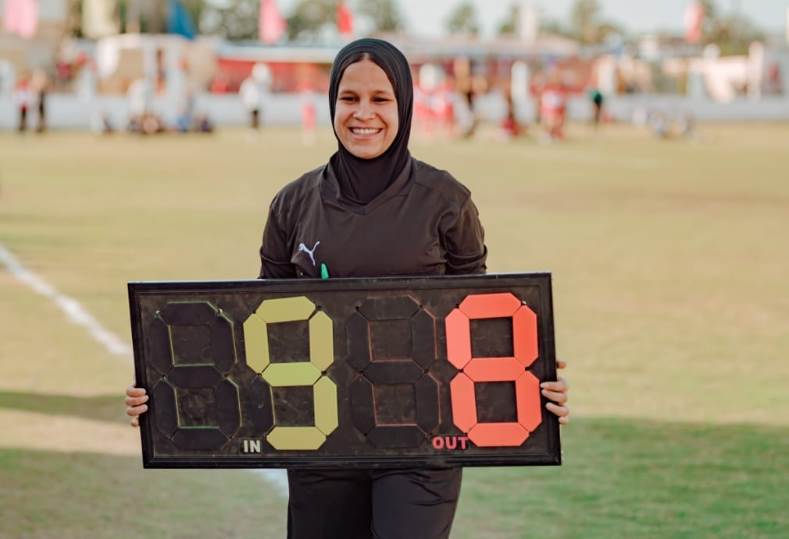 رحمة يوسف تتولى إدارة مباراة الأهلي وبالم هيلز في افتتاح دوري الكرة النسائية