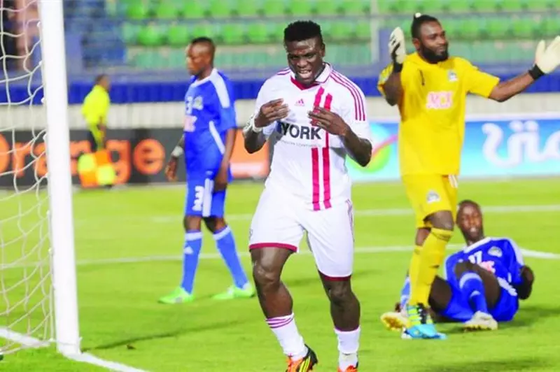 رحيل المفاجئ لمهاجم الزمالك السابق رزاق أوموتويوسي يترك أثرًا عميقًا
