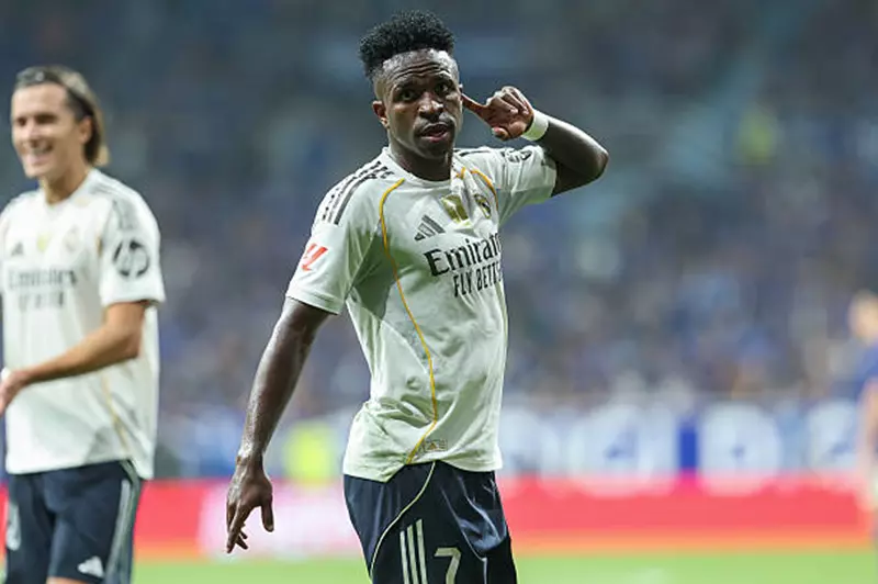 ريال مدريد يتيح الفرصة لفينيسيوس للرحيل إذا كان ذلك ضرورياً