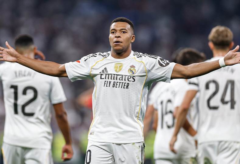ريال مدريد يحقق الفوز على أوساسونا ومبابي وكارفاخال يؤكدان ضرورة التحسن