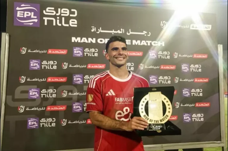 زيزو يتألق في مباراة الأهلي وفاركو ويحقق لقب رجل المباراة