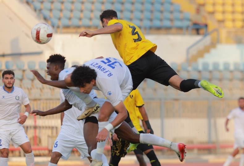 سموحة ينتزع فوزًا دراماتيكيًا أمام كهرباء الإسماعيلية في اللحظات الأخيرة