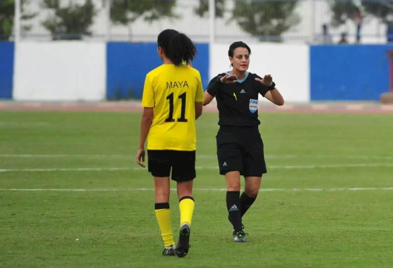 شاهندة المغربي تتحمل مسؤولية إدارة مباراة الزمالك ومسار في دوري الكرة النسائية