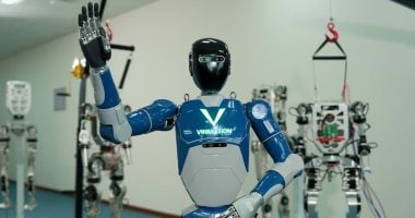 شركة فيتنامية تكشف عن أول روبوتات بشرية تؤدي رقصات متزامنة