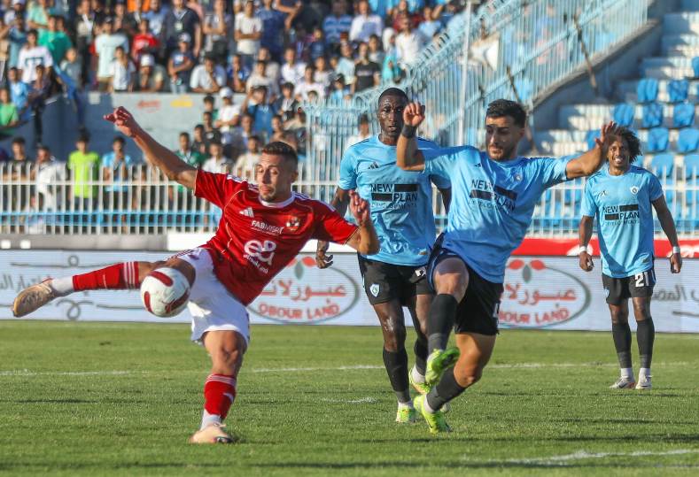 شوط أول دون أهداف في مباراة الأهلي وغزل المحلة بدوري نايل