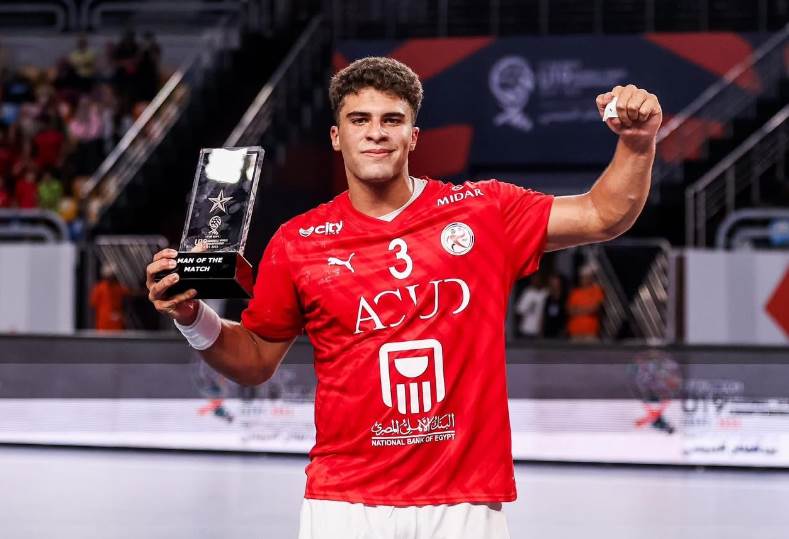 عادل العتر لاعب منتخب ناشئي اليد يبدأ رحلة احتراف جديدة في البرتغال