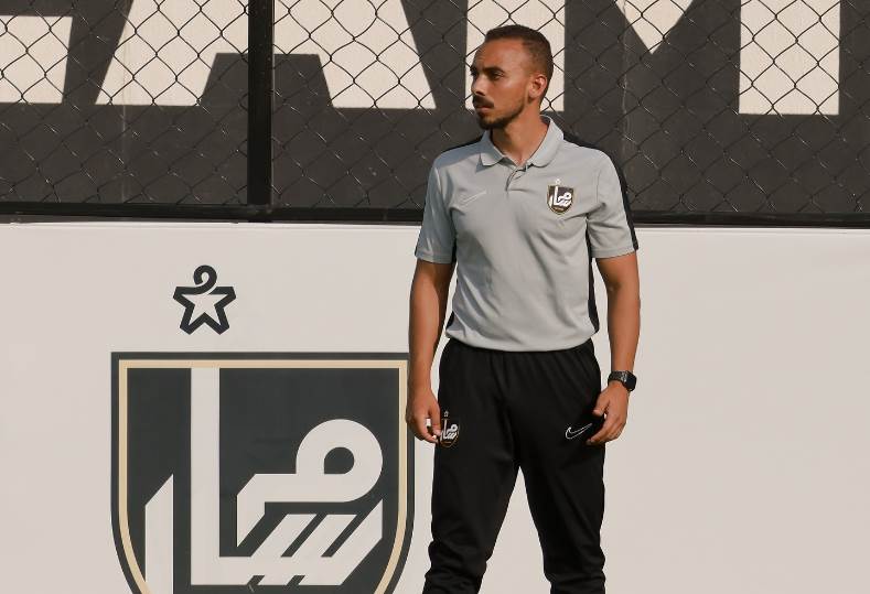 عبد الرحمن عايد يتصدر جهود الحفاظ على لقب دوري الكرة النسائية