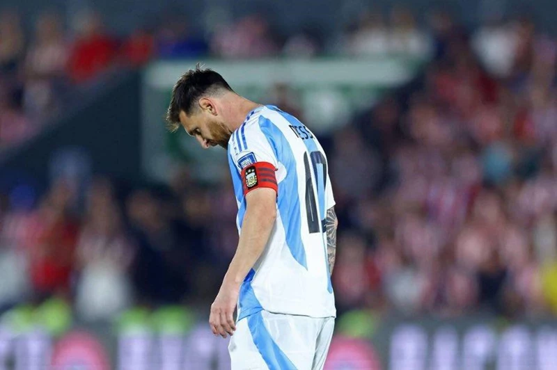 عشاق ميسي ينتظرون قائمة منتخب الأرجنتين لمواجهتي فنزويلا والإكوادور