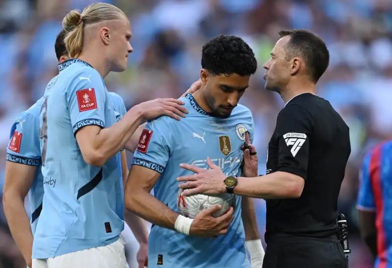 عمر مرموش يبرز مهاراته في مواجهة مثيرة ضد مانشستر سيتي ووولفرهامبتون