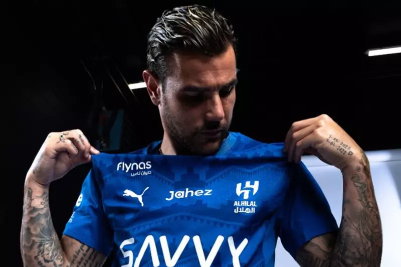 غياب ثيو عن الهلال في افتتاح الدوري السعودي بسبب عقوبة أوروبية