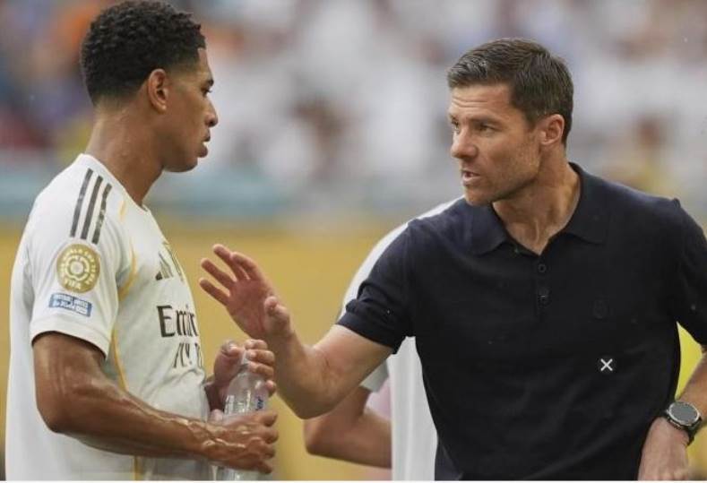 غيابات ريال مدريد أمام أوساسونا تؤثر بغياب 5 نجوم بارزين بينهم بيلينجهام