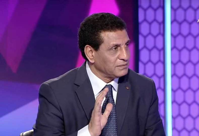 فاروق جعفر يوجه رسالة لفيريرا: مسؤوليتك قيادة نادي الألقاب والبطولات