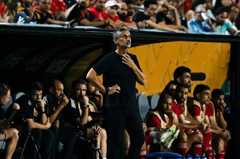 في ظل التحديات، كيف يستعد الأهلي لمواجهة غزل المحلة في الدفاع؟