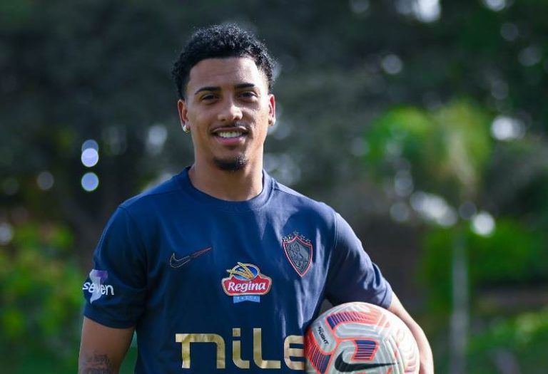 فيريرا يضم خوان ألفينا وعمرو ناصر في قائمة الزمالك لمواجهة المقاولون العرب