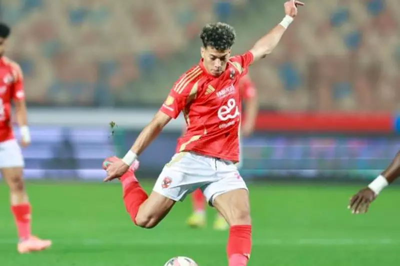 فيفا يتخذ إجراءات ضد الأهلي بسبب حقوق رعاية لاعب إمام عاشور