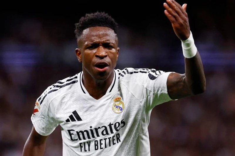 فينيسيوس يضيء حماس ريال مدريد بأداء مذهل في المباراة الأخيرة