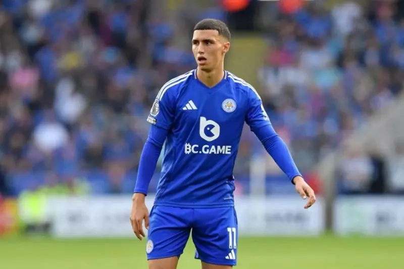 ليستر سيتي يسعى لإقناع الخنوس بالانتقال إلى الدوري السعودي الجديد