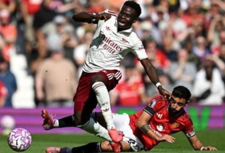 مانشستر يونايتد وأرسنال يقدمان عرضاً مثيراً في الدوري الإنجليزي الممتاز 2025-2026