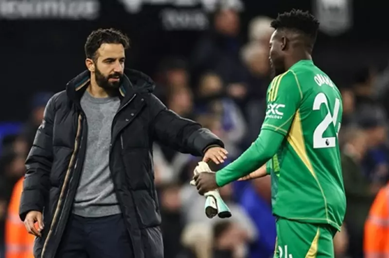 مانشستر يونايتد يعتمد تغييراً وحيداً في تشكيلته ضد بيرنلي مع وجود أونانا وسيسكو