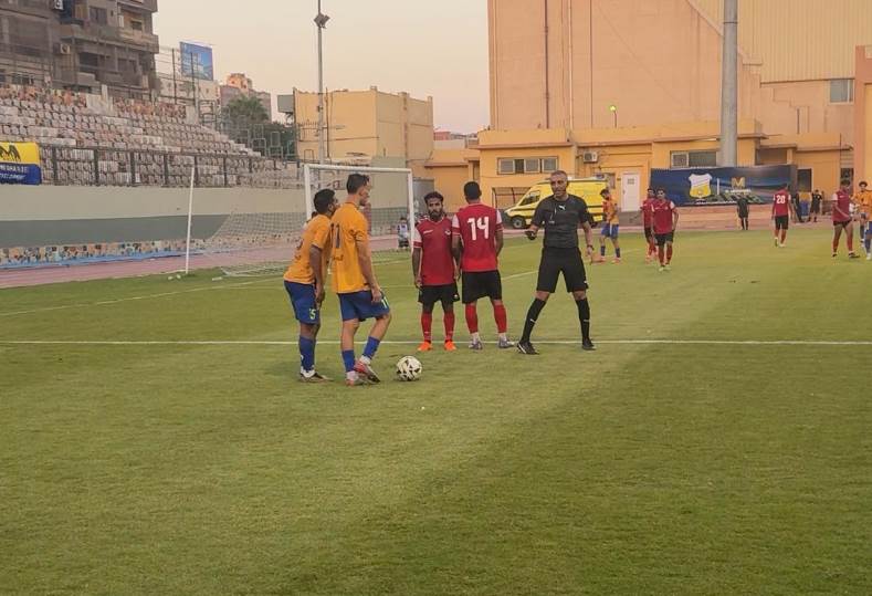 مباريات دوري المحترفين اليوم الجمعة تتيح لعشاق الكرة اللحظات المثيرة