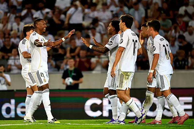 متلازمة أوساسونا تمنح ريال مدريد أملاً جديداً في التتويج بلقب الليجا