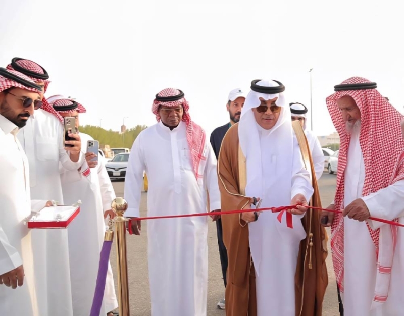 محافظ تربة يطلق النسخة الثامنة لمهرجان التمور احتفالا بالتراث المحلي