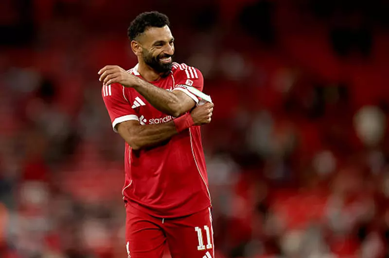 محمد صلاح يتألق بتسجيل 10 أهداف ويحقق الصدارة في البريميرليج