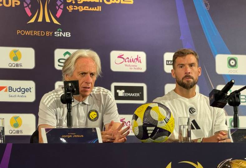مدرب النصر يؤكد عدم تقديم وعود لكنه يثق في قدرة الفريق على الانتصار