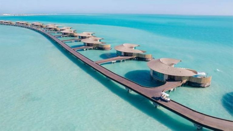 مشروع البحر الأحمر يفتح آفاق 100 ألف فرصة عمل للمواطنين والمقيمين