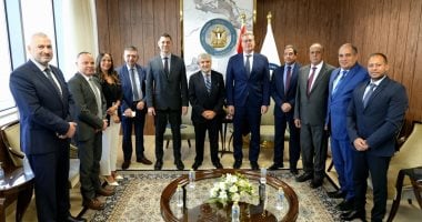 مصر تعزز مزيج الطاقة بتصريحات وزير البترول حول مشروعات الطاقة المتجددة