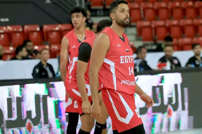 منتخب مصر الأوليمبي يخسر مواجهة مثيرة ضد الإمارات في البطولة العربية لكرة السلة