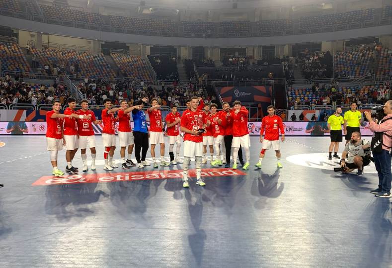 منتخب مصر لكرة اليد تحت 19 عاماً يحقق فوزاً ساحقاً على كوريا الجنوبية