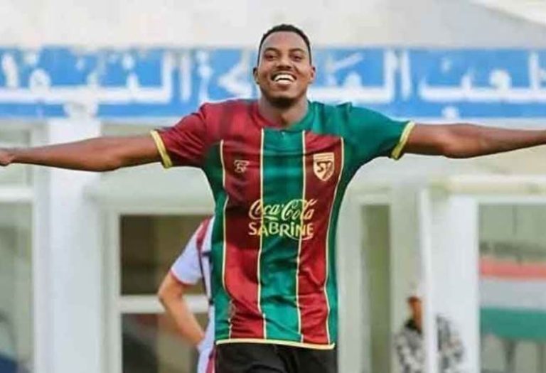 موجيشا يصل القاهرة للتعاقد مع النادي المصري في خطوة جديدة لمستقبله الرياضي