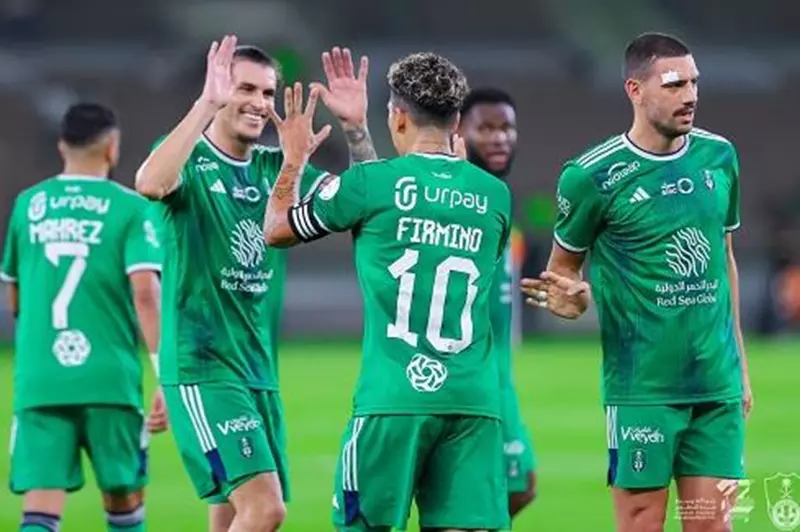 موعد مباراة الأهلي والقادسية في كأس السوبر السعودي والقناة الناقلة لها