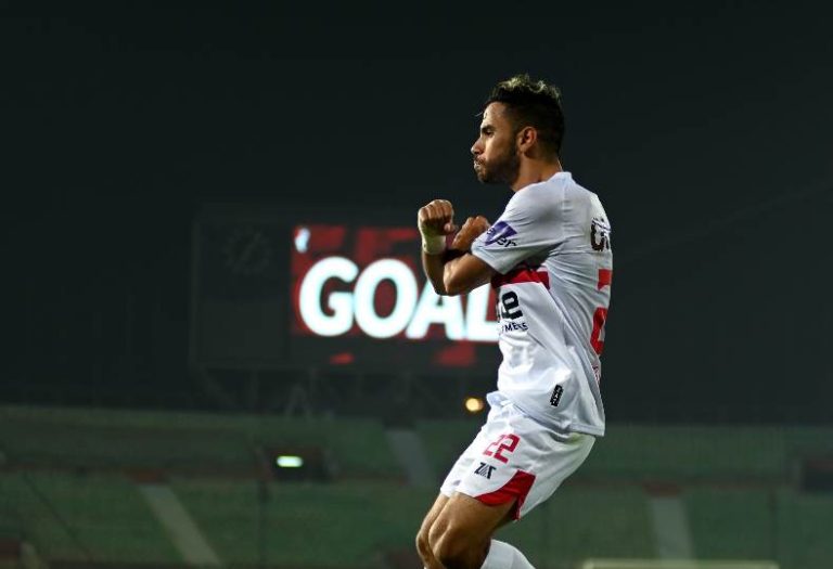 ناصر ماهر يضع الزمالك في المقدمة بتسجيل أول أهدافه ضد سيراميكا