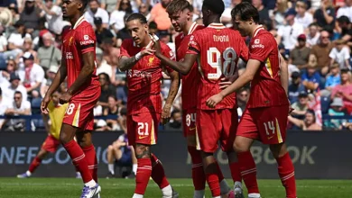 هل يرحل؟.. ثلاثي الدوري الإنجليزي يلاحق نجم ليفربول