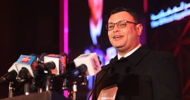 وزير الإسكان يتفقد مشروعات جديدة في مطروح
