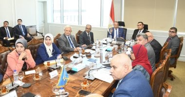 وزير الإسكان يستقبل محافظ بورسعيد لبحث التعاون المشترك ومشاريع الإسكان المستقبلية