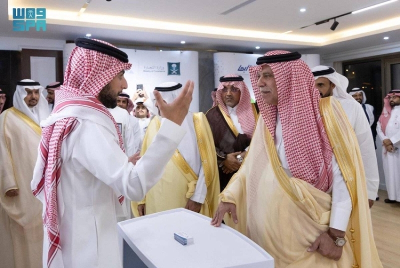 وزير التجارة يلتقي رواد الأعمال في عسير لتعزيز فرص التنمية الاقتصادية المحلية