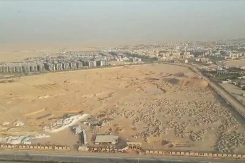 وزير الرياضة يدعو مجلس الزمالك لتقديم توضيحات حول قضية أرض أكتوبر